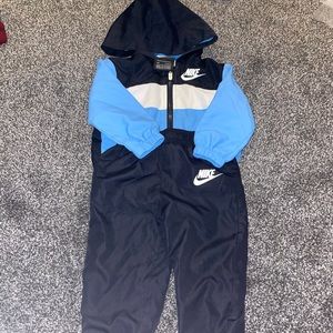 Nike Jogging Suit